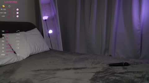 Snapshot of good_barbie chatting on December 1, 1:21 am Barbie online show from December 1, 1:21 am