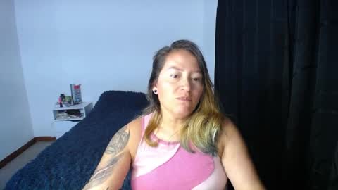 nathalia online show from April 7, 2:23 am