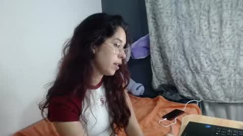 good_vibes4 online show from July 18, 10:35 pm