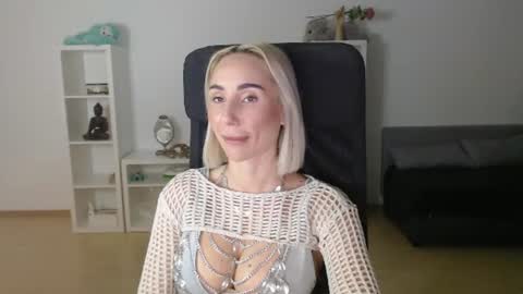 Natalie online show from July 2, 8:09 am