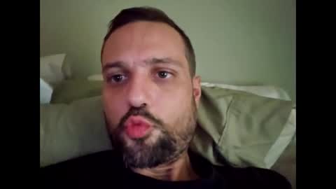 Snapshot of goodfella212 chatting on December 24, 2:54 pm goodfella212 online show from December 24, 2:54 pm