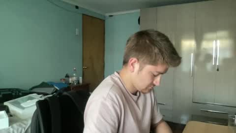 Snapshot of goodfumes chatting on November 16, 10:04 pm goodfumes online show from November 16, 10:04 pm