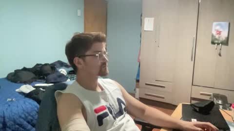 Snapshot of goodfumes chatting on January 15, 12:15 am goodfumes online show from January 15, 12:15 am