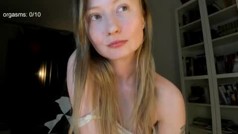 SOPHIE online show from June 7, 8:12 pm