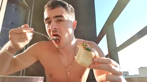 goodgg229975 online show from September 23, 1:47 pm