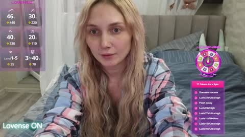 goodgirl0024 online show from December 29, 7:43 pm