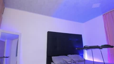 natt online show from October 12, 10:53 pm