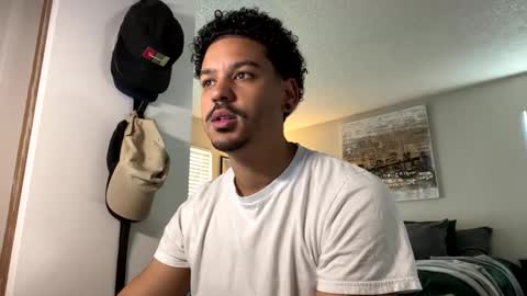 Goodjob Jay online show from October 7, 7:33 pm