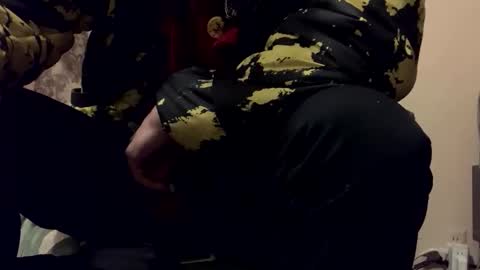 Snapshot of goodtimez1209 chatting on April 14, 11:27 am HungFun online show from April 14, 11:27 am