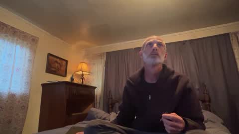Snapshot of goodwoodguy420 chatting on May 6, 11:48 am goodwoodguy420 online show from May 6, 11:48 am
