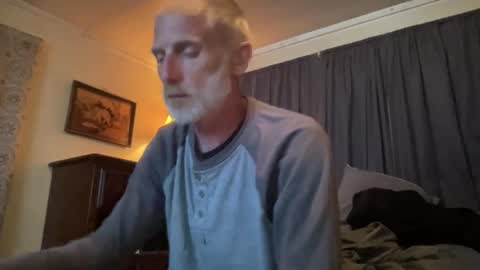 Snapshot of goodwoodguy420 chatting on May 10, 5:45 am goodwoodguy420 online show from May 10, 5:45 am
