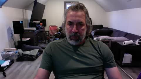 Snapshot of gopher988 chatting on December 18, 9:18 pm gopher988 online show from December 18, 9:18 pm