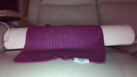 gordan10973 online show from December 2, 11:34 am