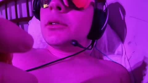 Snapshot of gorgemaster chatting on November 11, 8:03 am gorgemaster online show from November 11, 8:03 am