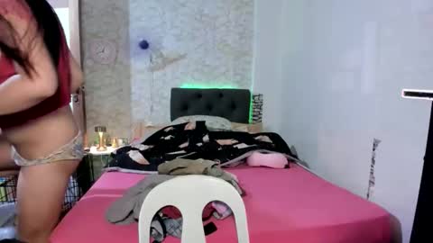 geneviev online show from October 8, 4:37 pm