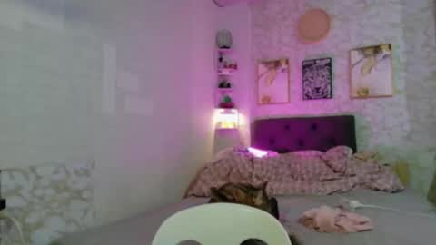 geneviev online show from March 6, 6:59 pm