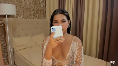 RIANA online show from March 6, 6:59 pm