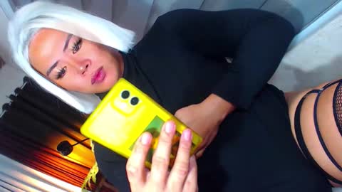 Samantha online show from March 5, 2:07 am