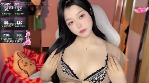 gorgeous girl33 online show from January 3, 7:29 pm