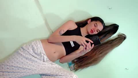 Snapshot of gorgeous_mafia16 chatting on December 21, 1:21 pm Janna Marie online show from December 21, 1:21 pm