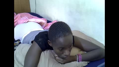 Snapshot of gorgeous_maya1 chatting on October 19, 4:35 am gorgeous_maya1 online show from October 19, 4:35 am