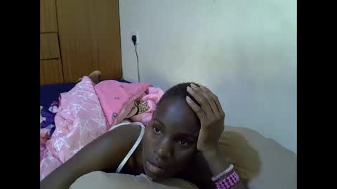 Snapshot of gorgeous_maya1 chatting on October 22, 2:39 pm gorgeous_maya1 online show from October 22, 2:39 pm