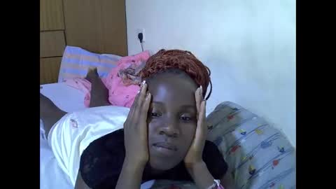 Snapshot of gorgeous_maya1 chatting on November 1, 7:38 pm gorgeous_maya1 online show from November 1, 7:38 pm