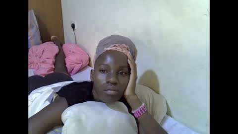 Snapshot of gorgeous_maya1 chatting on November 2, 9:00 am gorgeous_maya1 online show from November 2, 9:00 am