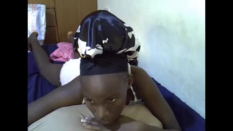 Snapshot of gorgeous_maya1 chatting on November 13, 11:47 pm gorgeous_maya1 online show from November 13, 11:47 pm