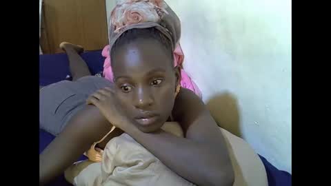 Snapshot of gorgeous_maya1 chatting on November 15, 5:38 am gorgeous_maya1 online show from November 15, 5:38 am