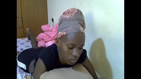 Snapshot of gorgeous_maya1 chatting on November 20, 6:07 pm gorgeous_maya1 online show from November 20, 6:07 pm