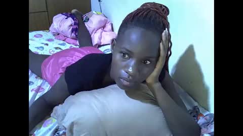 Snapshot of gorgeous_maya1 chatting on November 23, 2:50 pm gorgeous_maya1 online show from November 23, 2:50 pm