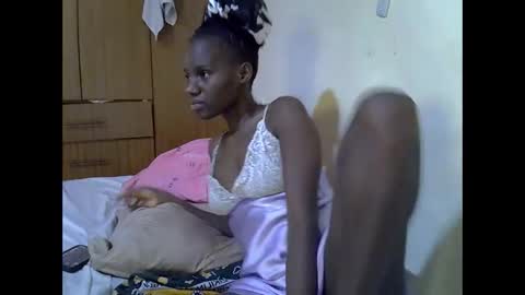 Snapshot of gorgeous_maya1 chatting on November 29, 11:57 am gorgeous_maya1 online show from November 29, 11:57 am