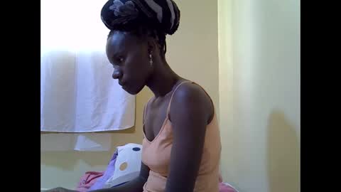 gorgeous_maya1 online show from January 7, 8:17 am