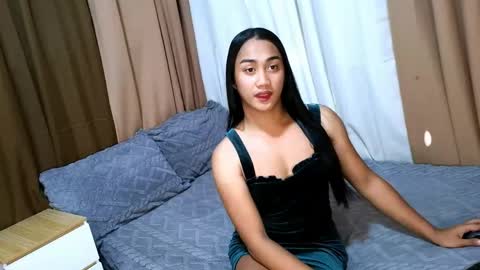 gorgeous_nicole online show from March 21, 11:30 pm