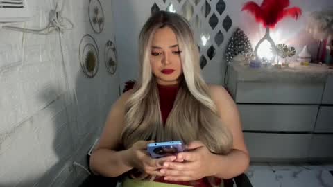 Amanda rose online show from January 16, 9:27 am