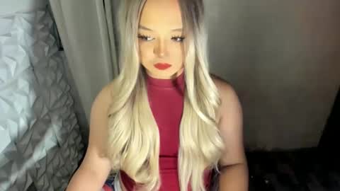 Snapshot of gorgeousamandarose chatting on June 11, 2:59 pm Amanda rose online show from June 11, 2:59 pm