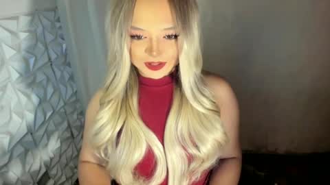 Amanda rose online show from June 18, 2:10 pm