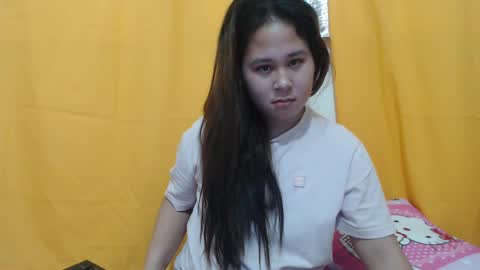 gorgeousasianmyra online show from February 2, 7:25 pm