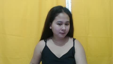 gorgeousasianmyra online show from February 13, 7:52 pm