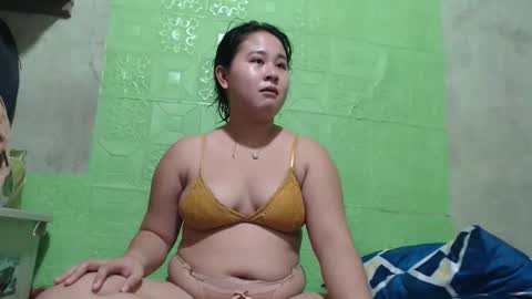 gorgeousasianmyra online show from October 6, 5:32 pm
