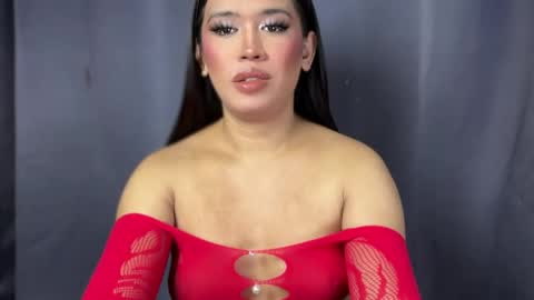 Snapshot of gorgeousbella69 chatting on April 19, 8:22 pm Bella online show from April 19, 8:22 pm