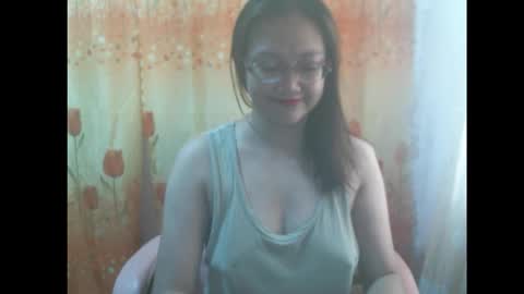 gorgeousmama online show from October 4, 2:09 am
