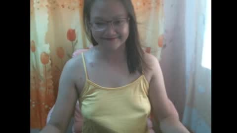gorgeousmama online show from July 18, 1:32 am