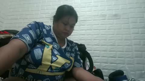 gorgeousselenaxx online show from January 11, 1:53 pm