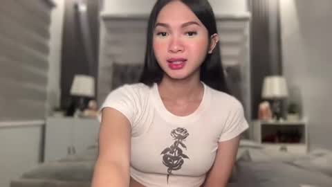D I A N A online show from July 23, 2:26 pm
