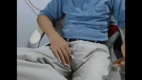 Andres online show from October 28, 6:54 pm