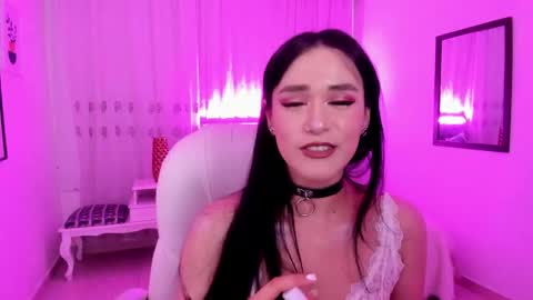 Snapshot of goth_alice chatting on December 13, 8:25 pm Alice online show from December 13, 8:25 pm