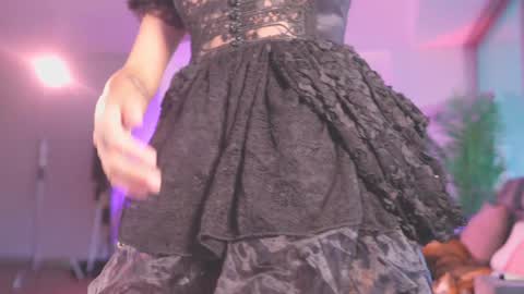 Snapshot of goth_dolll chatting on November 13, 8:19 pm sophie Special celebration a the beach 300k followers 3011 and 0112 online show from November 13, 8:19 pm