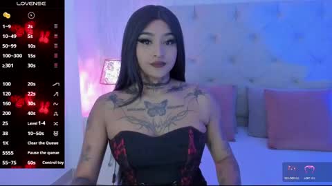 Snapshot of goth_tasha chatting on June 3, 12:41 pm goth_tasha online show from June 3, 12:41 pm
